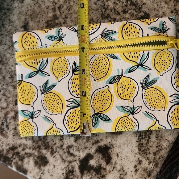 Ipsy Lemon Makeup Bag small bag and mosso bag - Picture 10 of 10